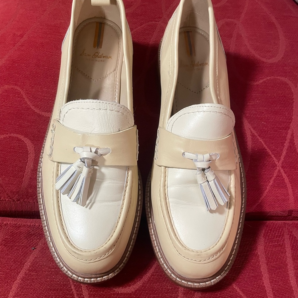 Sam Edelman Elegant Cream Loafers with Tassel Detail - Picture 6 of 7